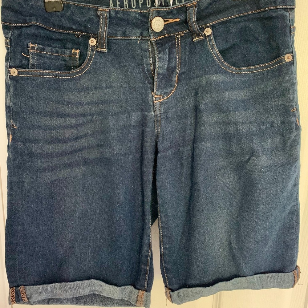 Aeropostale-7" jean shorts